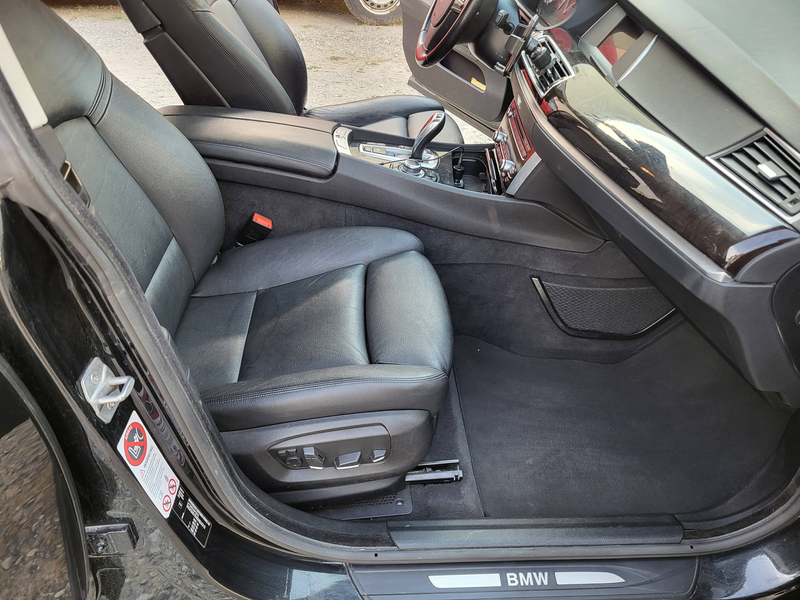 BMW 535 535 d xDrive — photo 9