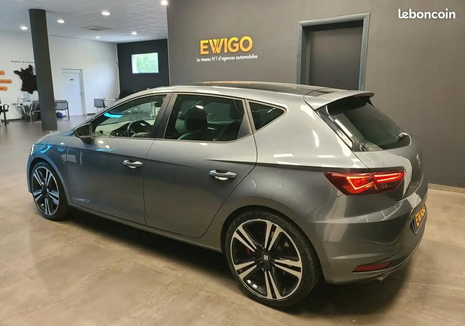 SEAT Leon 2.0 TSI 290ch CUPRA Gris - 2