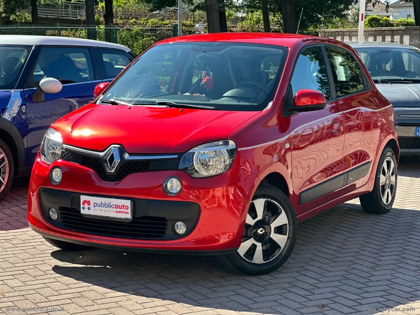 Renault Twingo SCe Lovely Rouge - 1