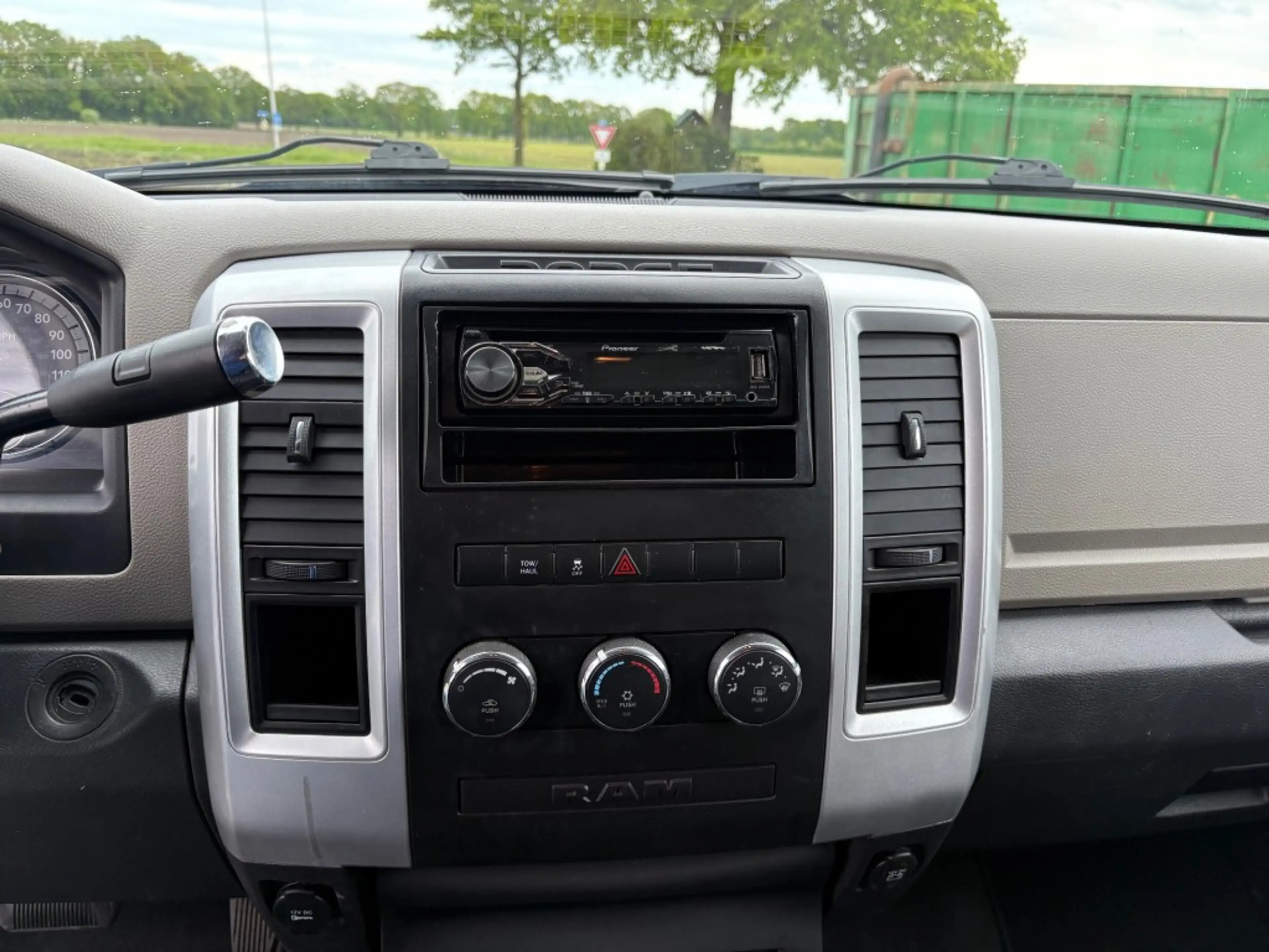 Dodge RAM 4.7 V8 CC / AIRCO / CRUISE / OPEN BAK — photo 15