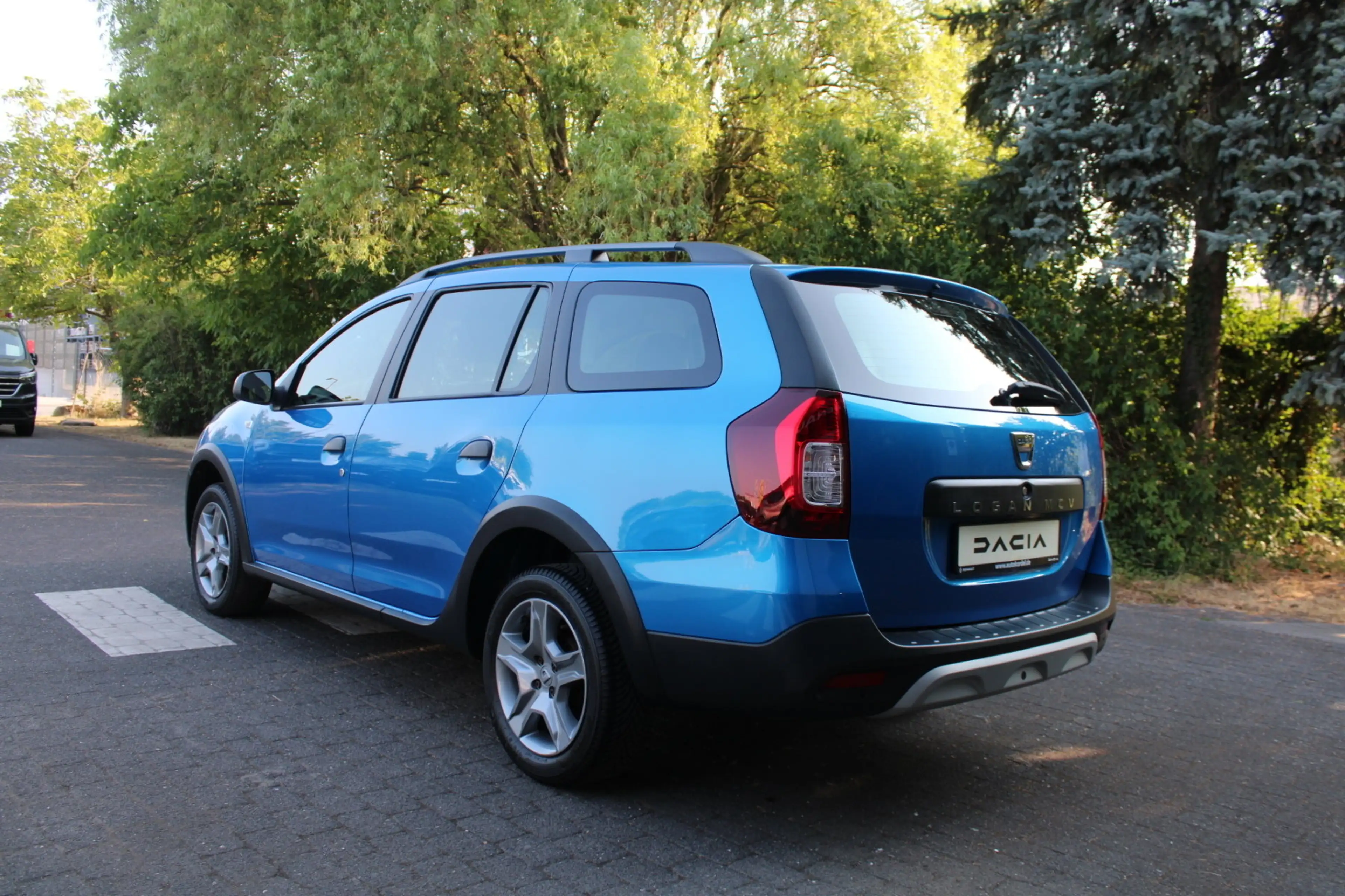 Dacia Logan MCV II Kombi Stepway TCe 90 — photo 5