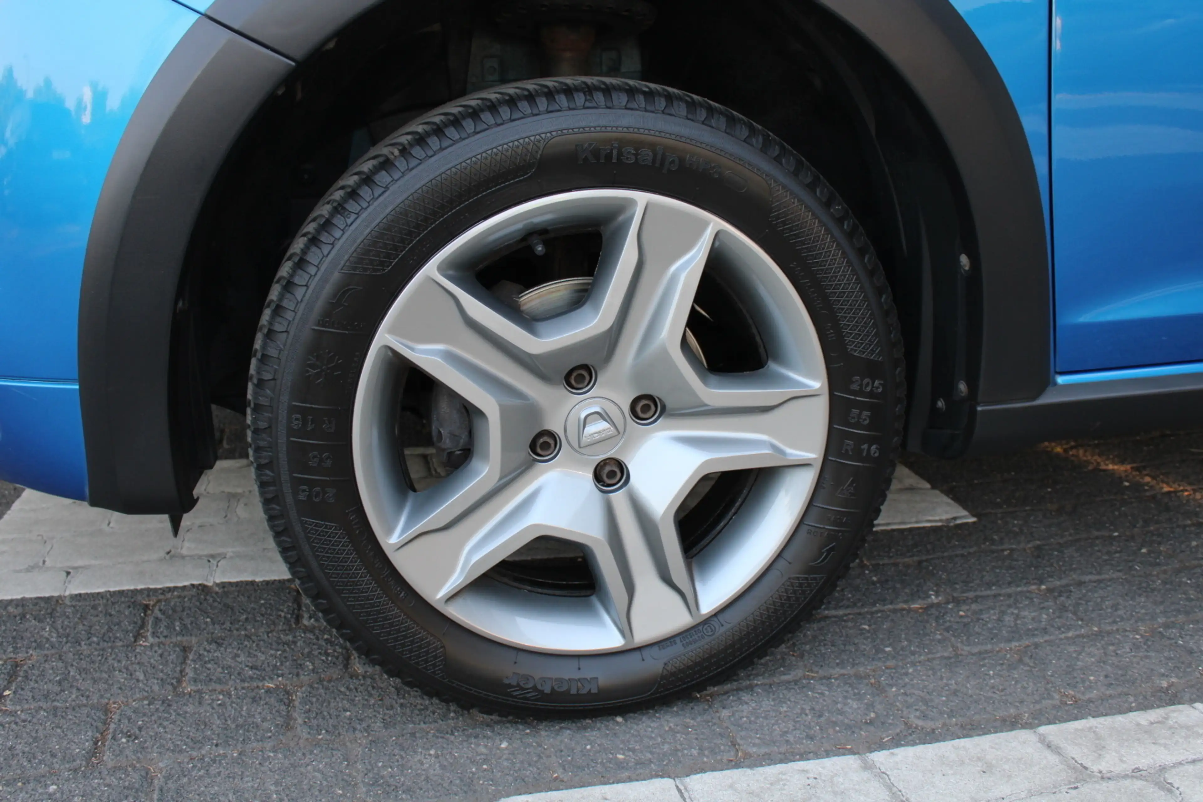 Dacia Logan MCV II Kombi Stepway TCe 90 — photo 4