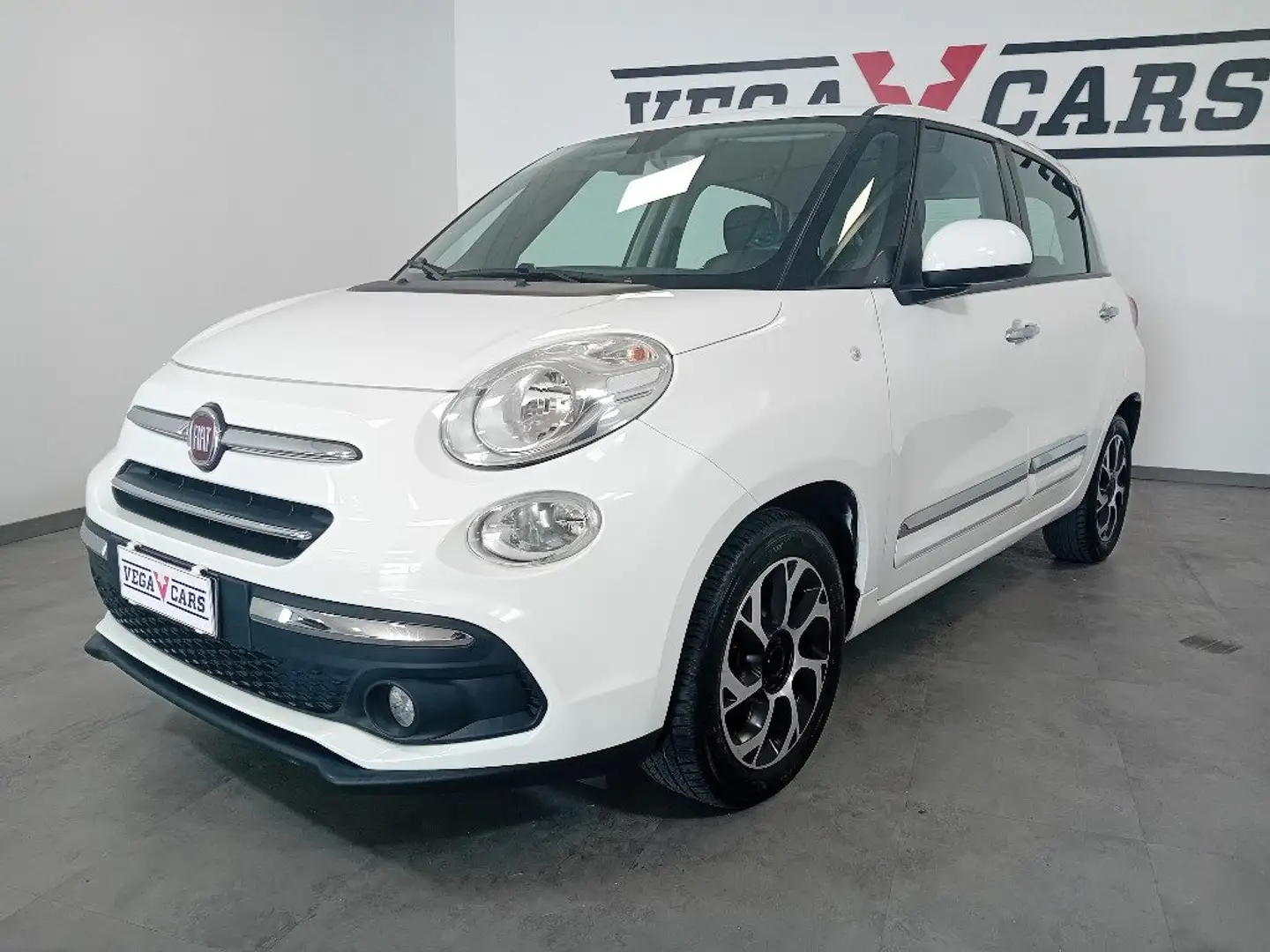 Fiat 500L 1.3 Multijet 95 CV Pop Star Blanco - 1
