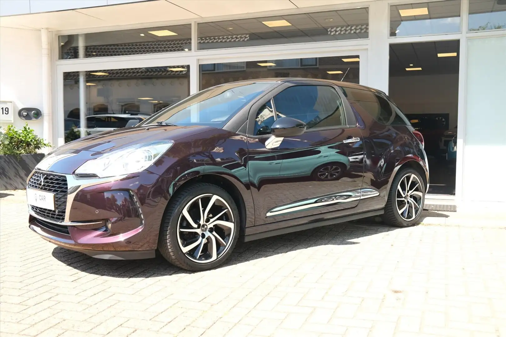 Citroen DS3 PT 82 So Chic Leer | Navi | 17" | Camera Фиолетовый - 2