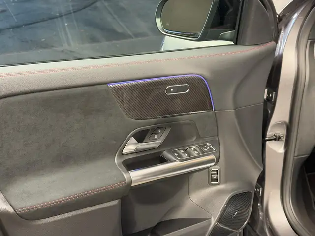 Mercedes-Benz GLA 200 d 4MATIC Österreich-Edition Ansicht 11