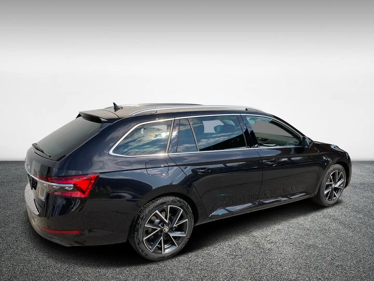 Skoda Superb 4x4 Style TDI DSG Schwarz - 2