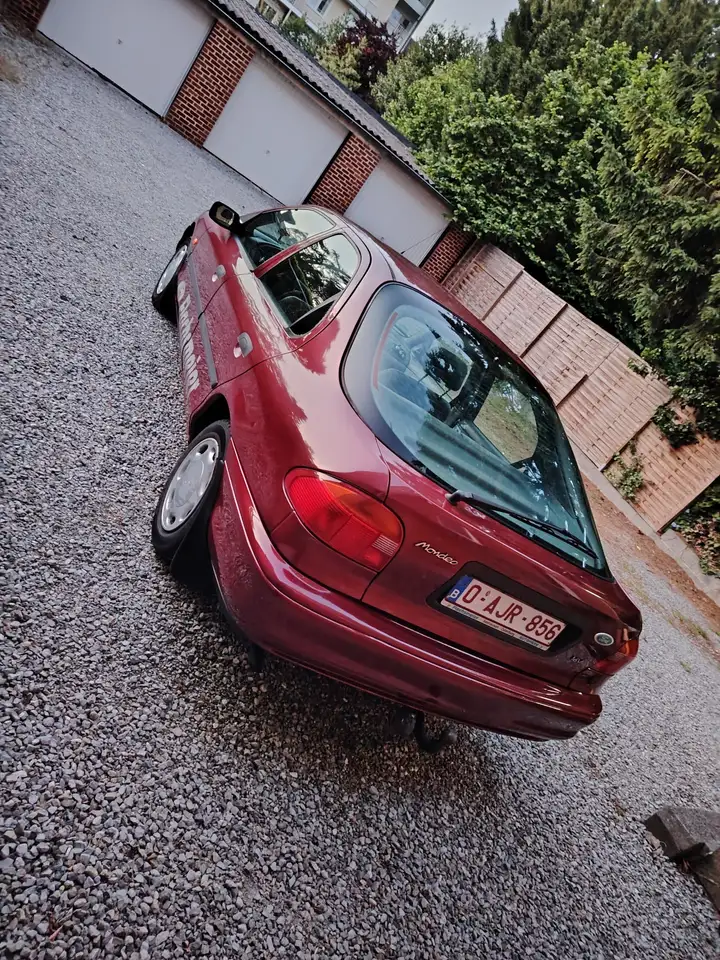 Ford Mondeo 1.6i GLX, foto 4