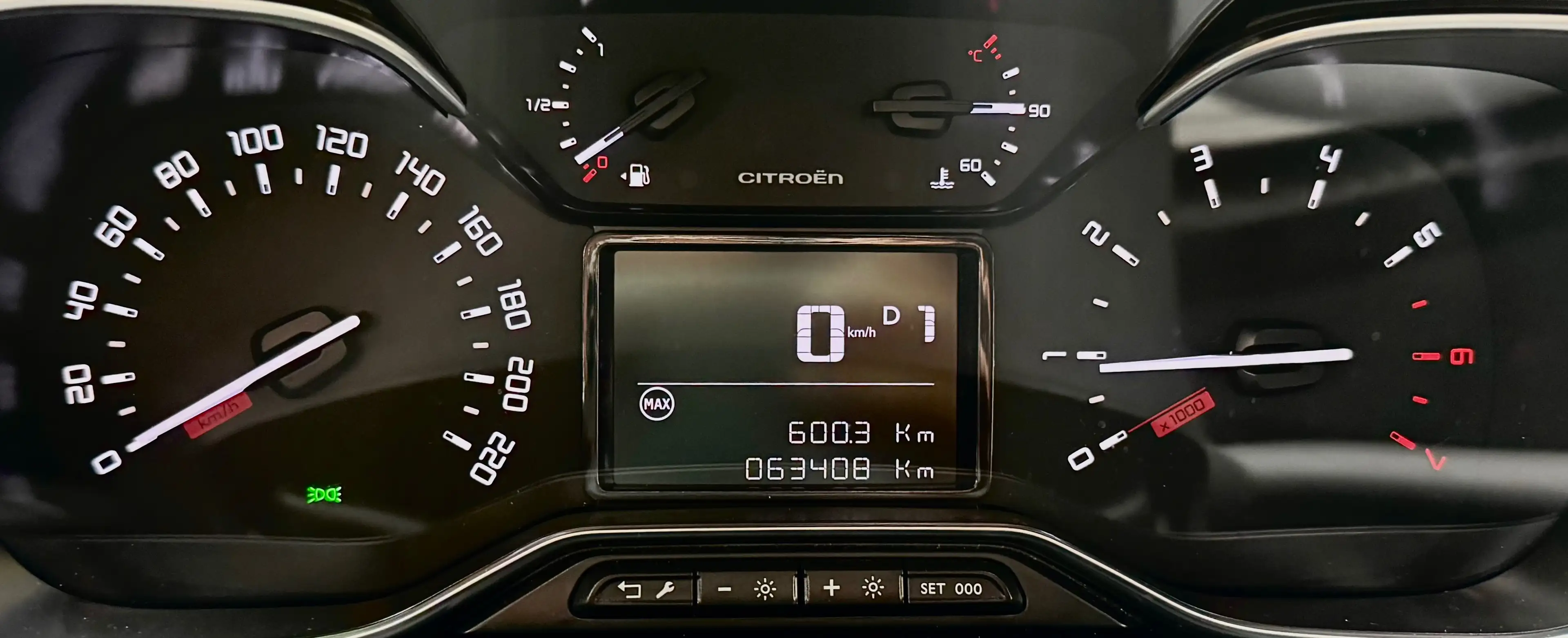 Citroen C3 Aircross AUTOMATIQUE // FULL HISTORIQUE // PREMIERE MAIN — photo 8