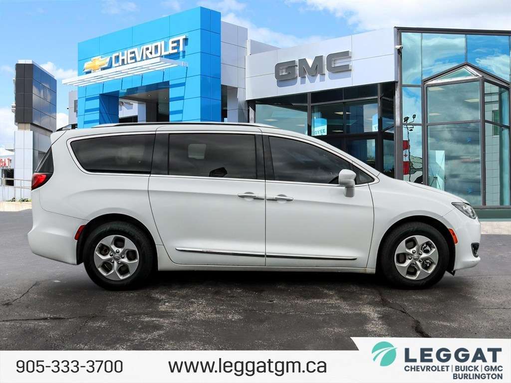 2017 Chrysler Pacifica
