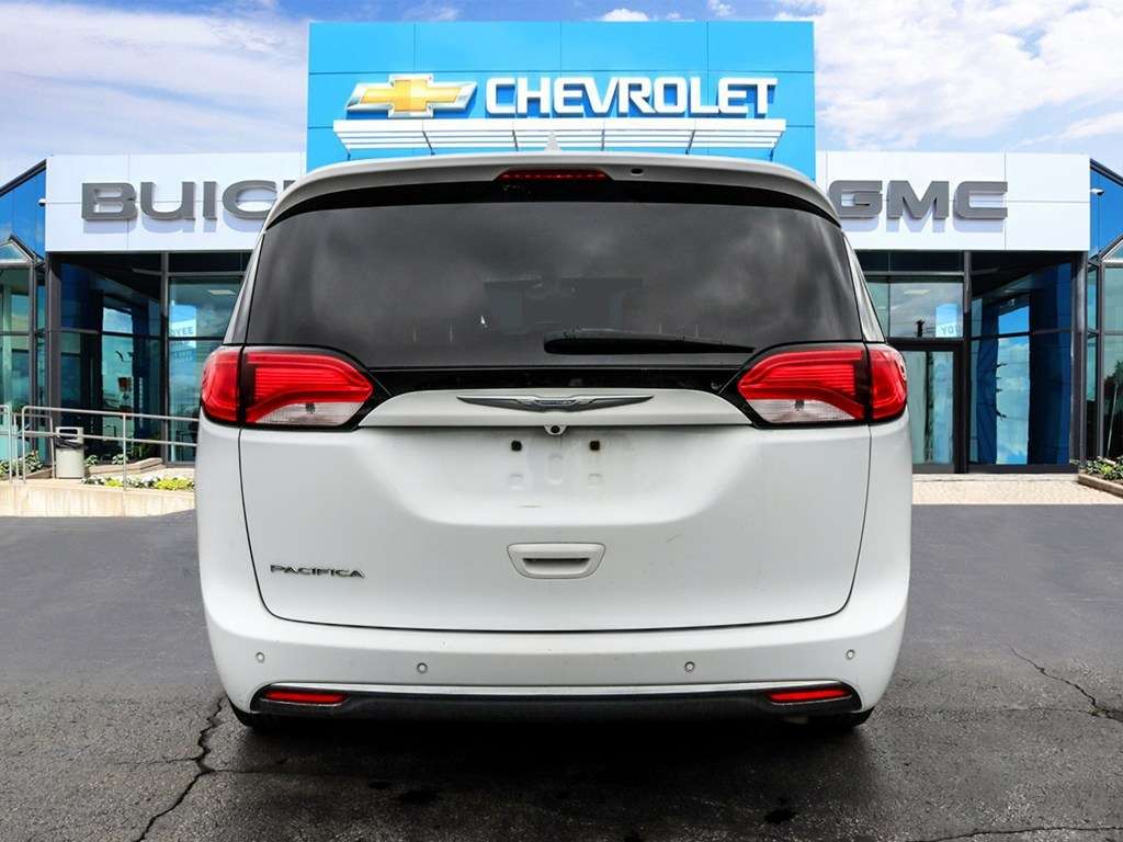 2017 Chrysler Pacifica