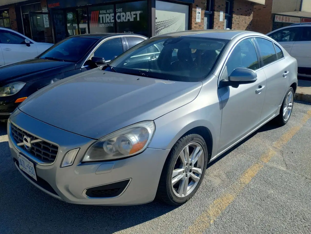 Volvo S60 photo Volvo S60