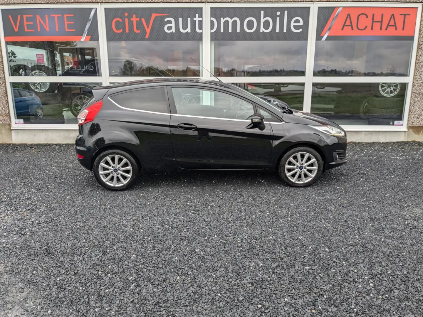 Ford Fiesta 1.0 Ecoboost BLUETOOTH APS ARR CLIM AUTO Nero - 2