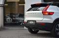 Volvo XC40 B4 MILD HYBRID AWD R-DESIGN *1HD / CRYSTAL WHITE* Blanc - thumbnail 26