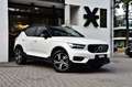 Volvo XC40 B4 MILD HYBRID AWD R-DESIGN *1HD / CRYSTAL WHITE* Blanc - thumbnail 16