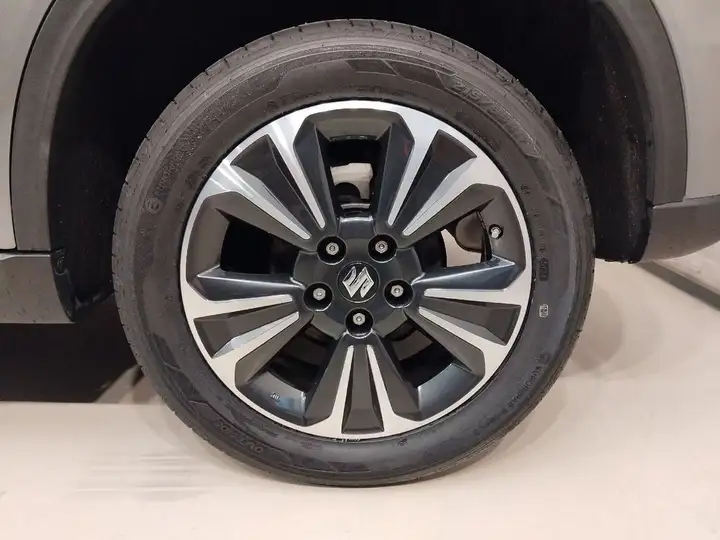 Suzuki Vitara 2022, foto 9