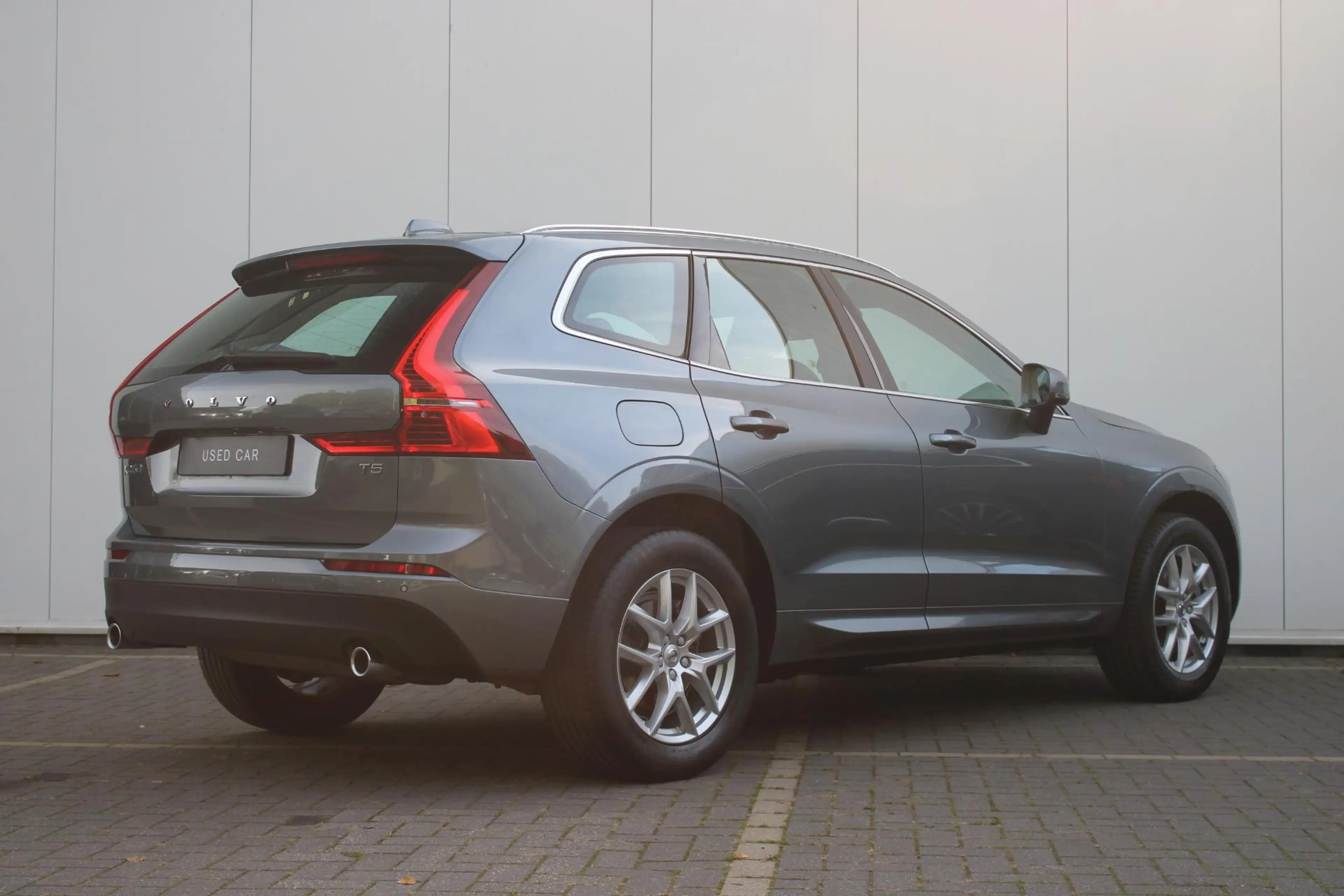 Volvo XC60 T5 Automaat Momentum | Autonomous Emergency Brakin — photo 2