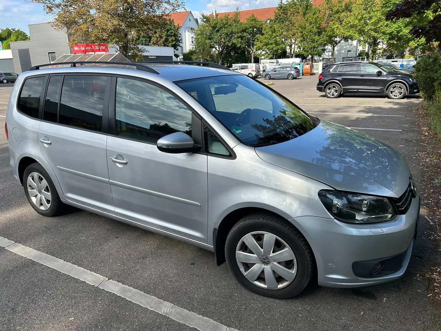 Volkswagen Touran Touran 1.4 TSI Trendline Argintiu - 1