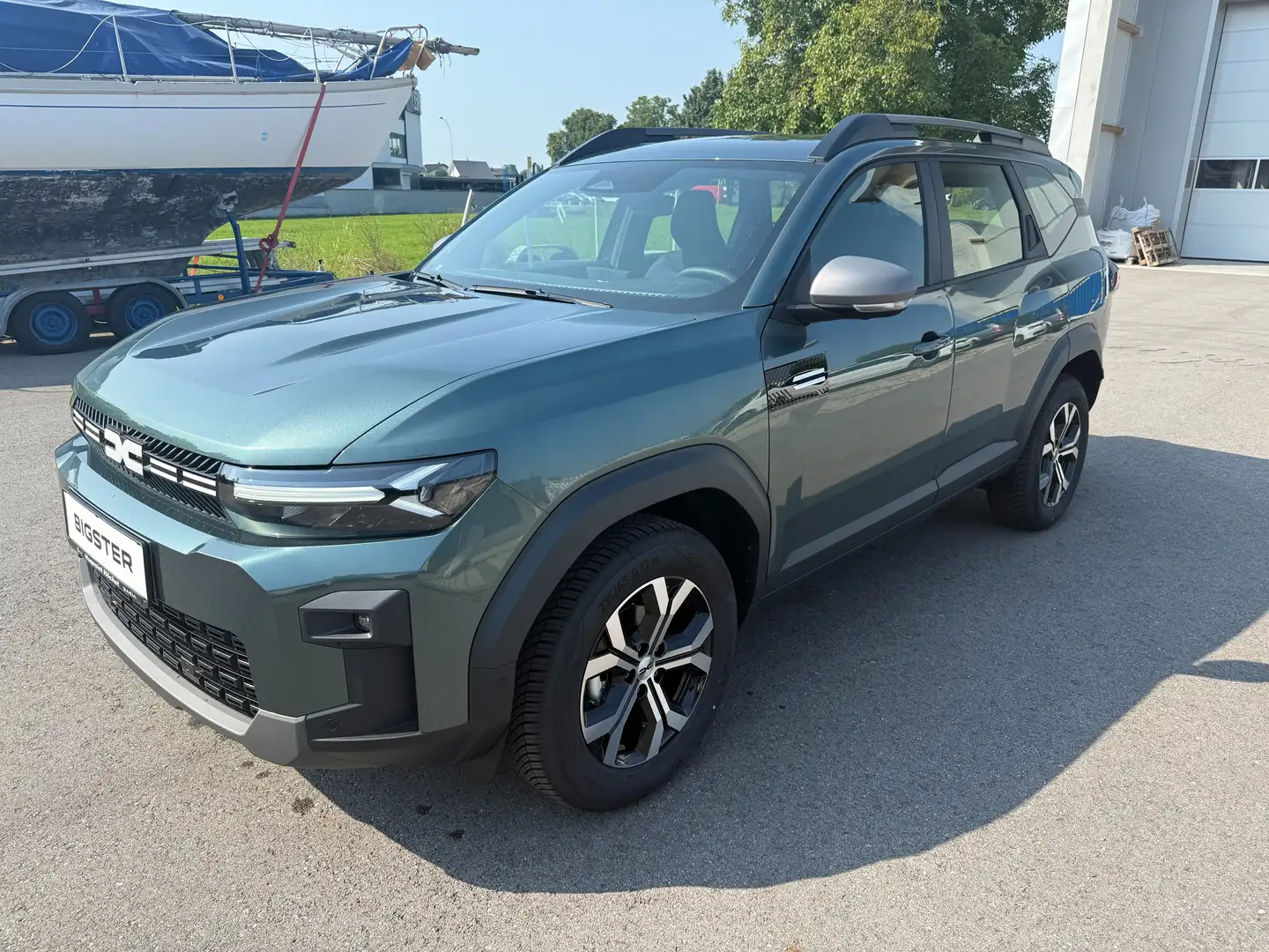 Dacia Bigster Bigster Expression TCe130 4x4 Grün - 1