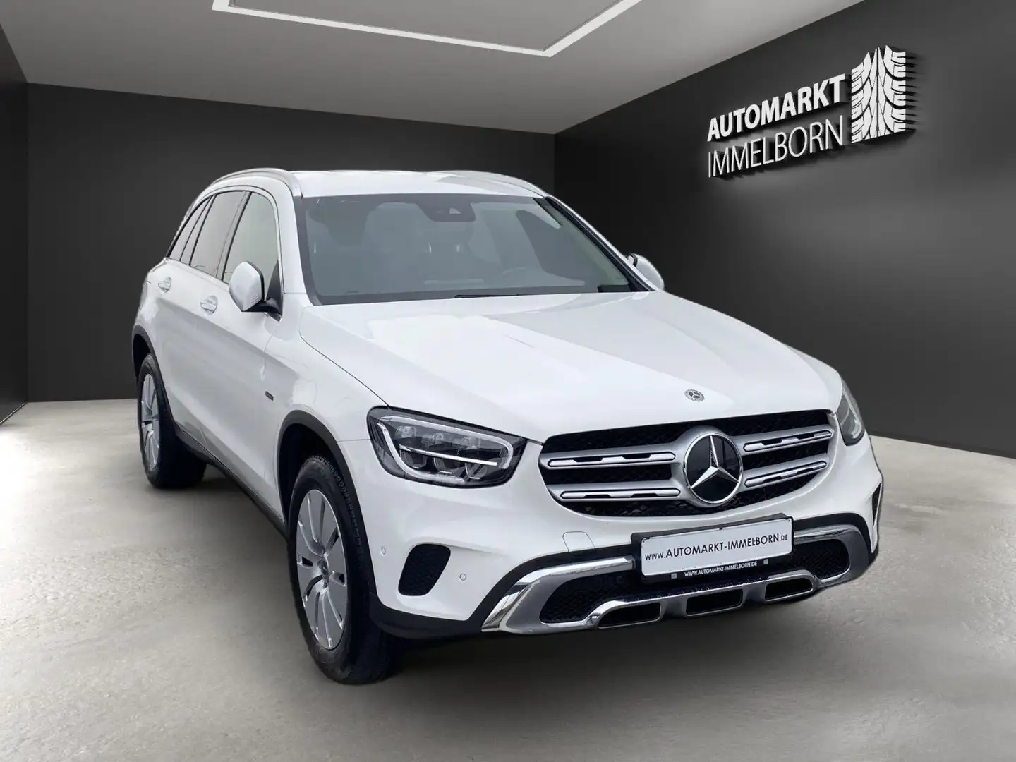 Mercedes-Benz GLC 300 e 4Matic LED*Navi*AHK*Distro*TW*DAB*18 Blanc - 2