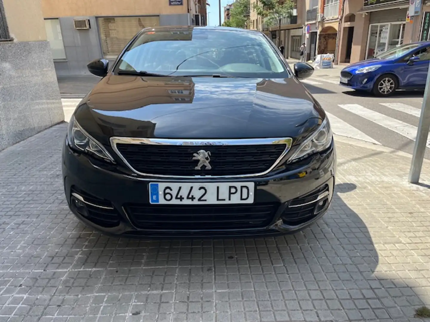 Peugeot 308 1.2 PureTech S&S Active Pack 110 Negro - 2