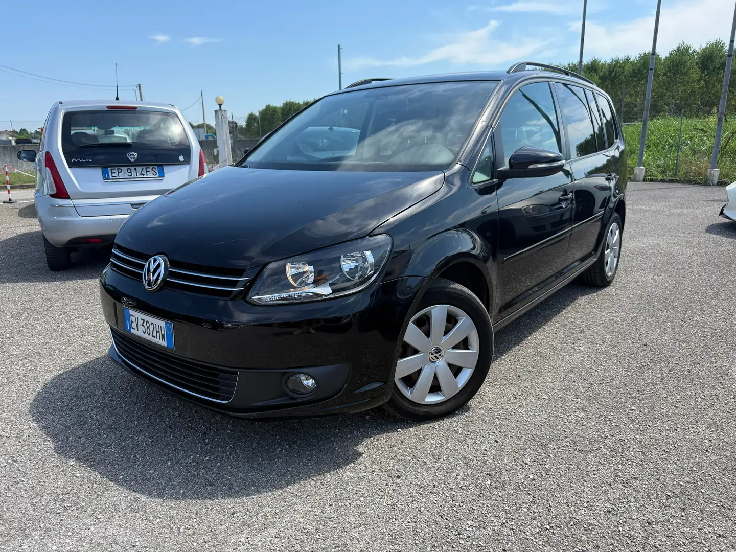 Volkswagen Touran Touran II 2014 1.6 tdi 7 POSTI Nero - 1