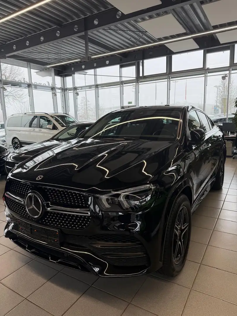 Mercedes-Benz 350 Voll HUB Massage AMG Line Exterior und Interior Schwarz - 1