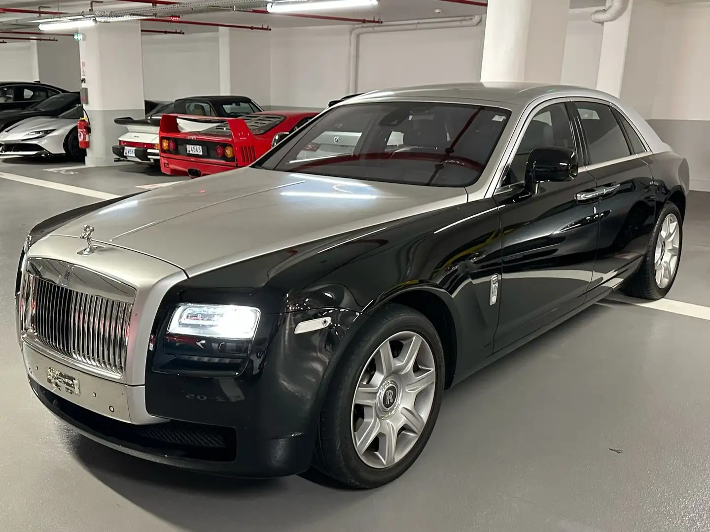Rolls-Royce Ghost Ghost 6.6 V12 570ch EWB A Schwarz - 1