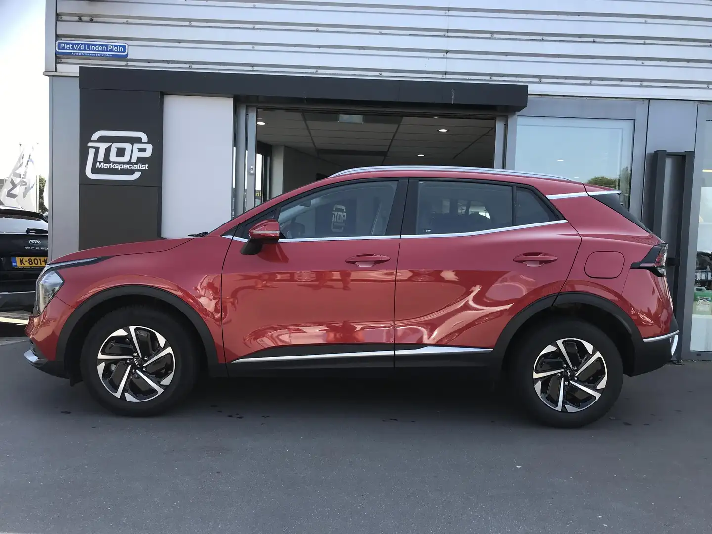 Kia Sportage 1.6 Hybrid DynamicLine Trekhaak 7 JAAR GARANTIE Rood - 2