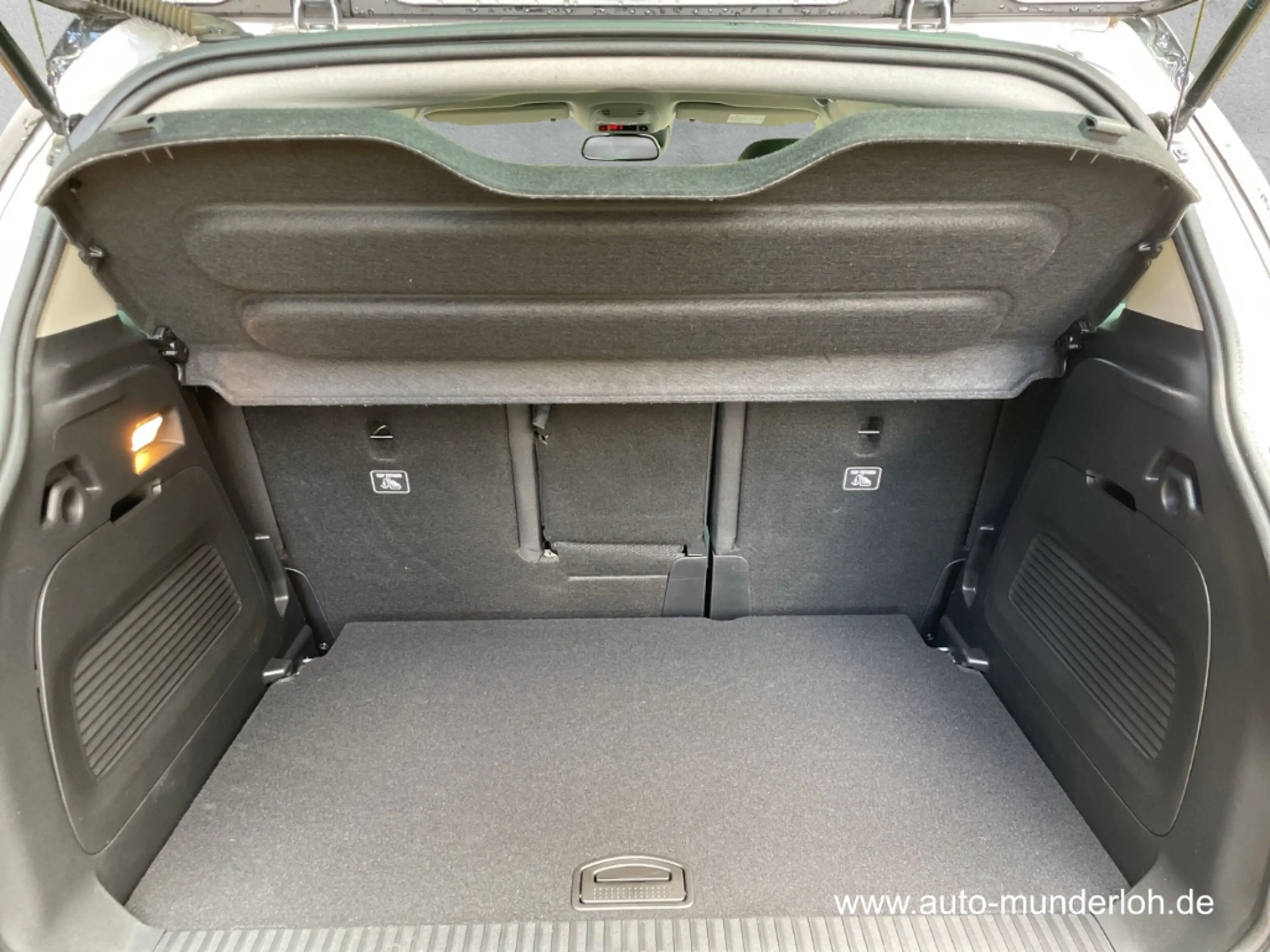 Citroen C3 Aircross PureTech 110 S&S MAX KLIMAAUTOM. NAVI R-KAMERA SIC — photo 6
