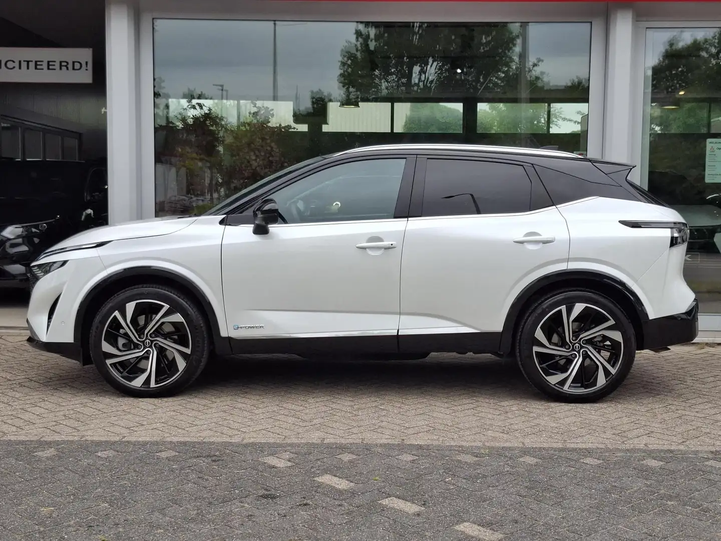Nissan Qashqai E-power 190pk Tekna Plus | Leder | Adaptive cruise Blanc - 2