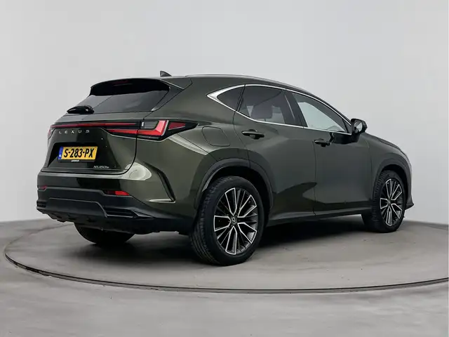 Lexus NX view 2