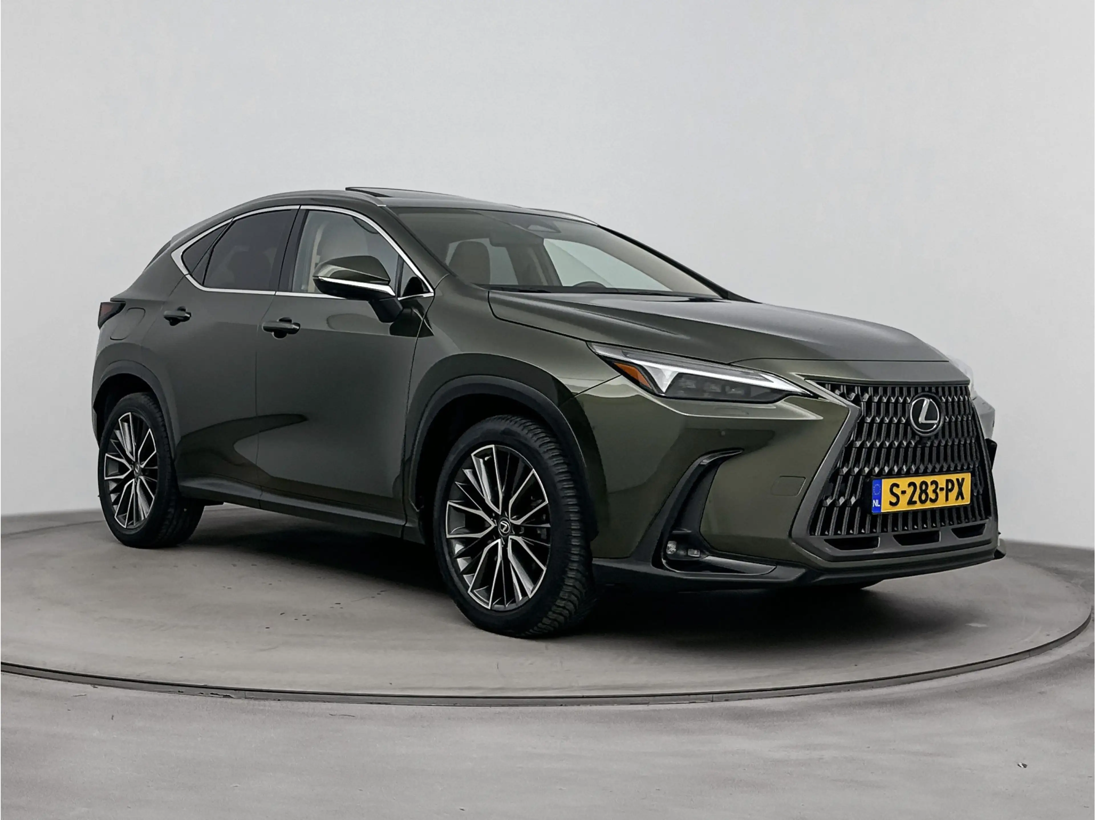 Lexus NX 450h+ AWD Executive Line | Schuif - Kanteldak | 360' Cam — photo 15