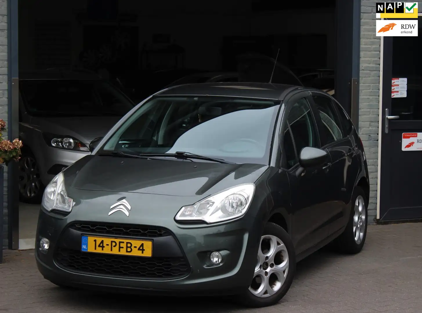 Citroen C3 1.4 VTi Ligne Business|NAP|Cruise|park sens|clima Grijs - 1