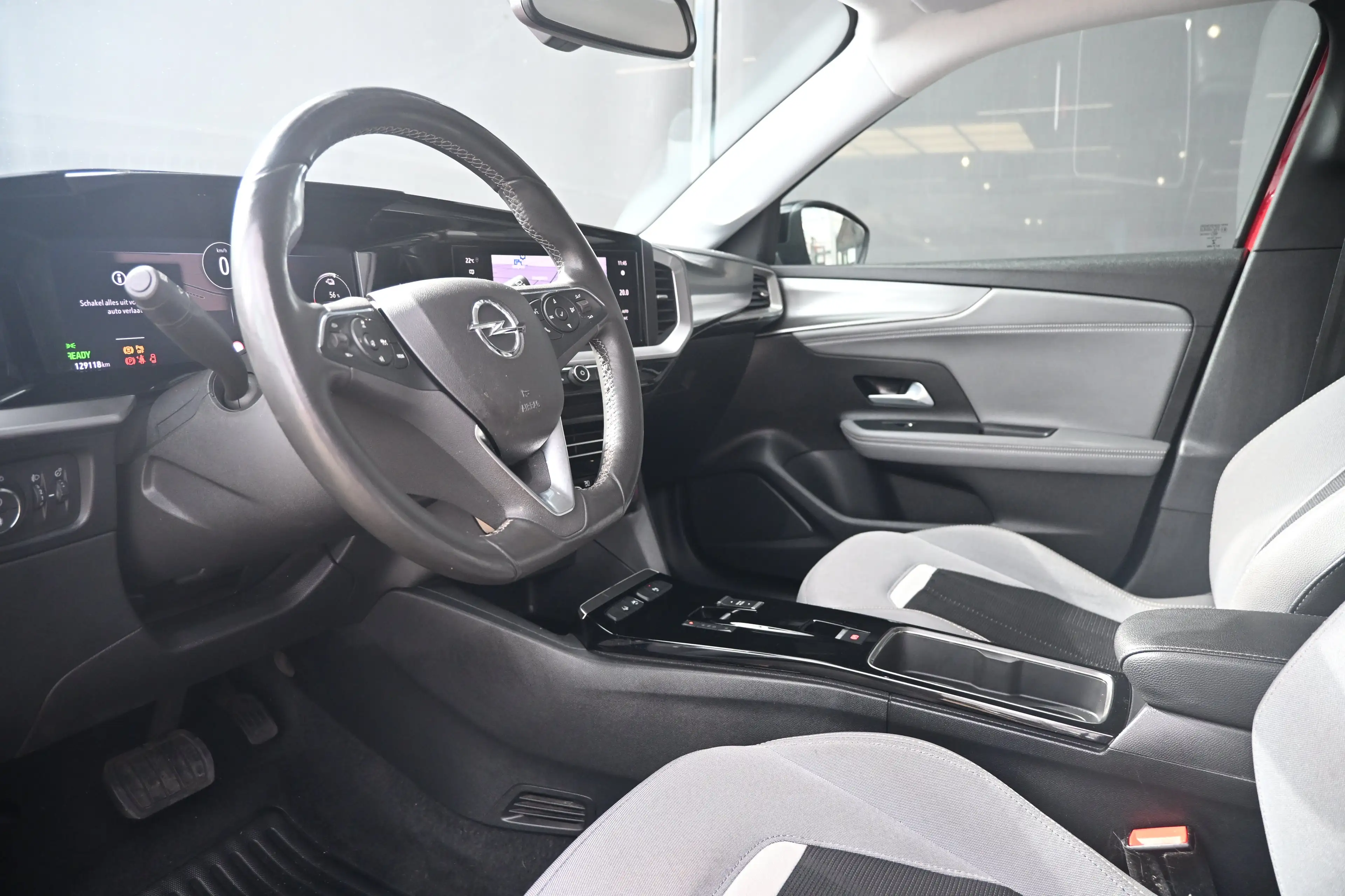 Opel Mokka-E Business Elegance 50-kWh 11kw bl. | Keyless Entry — photo 7