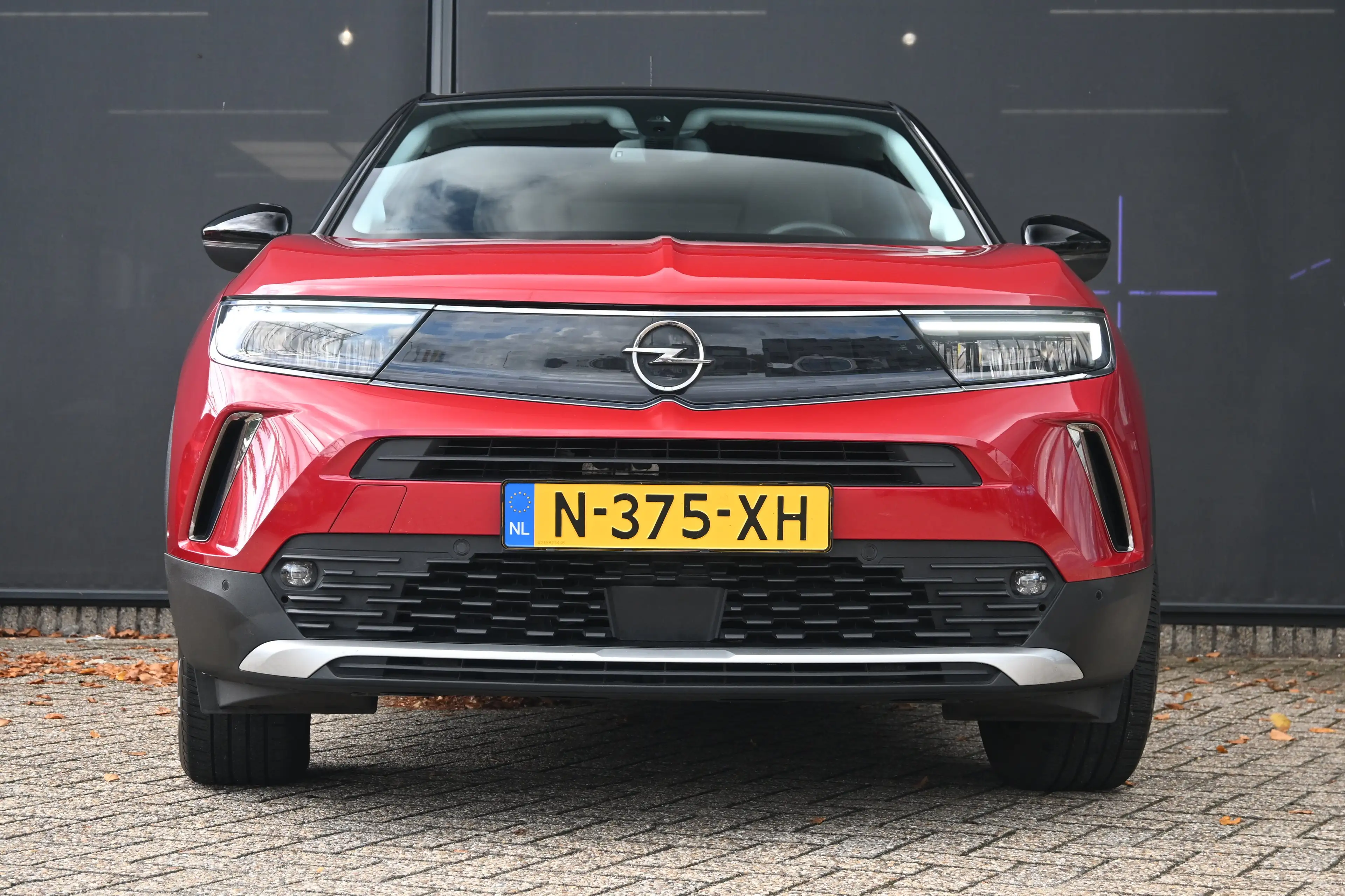 Opel Mokka-E Business Elegance 50-kWh 11kw bl. | Keyless Entry — photo 4