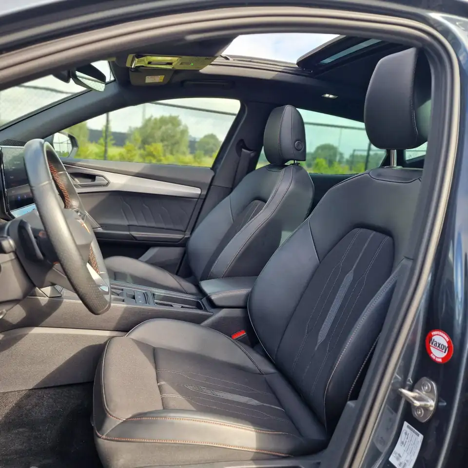 Cupra Formentor Pano Trekhaak Camera Carplay Zetelverwarming Stuurwielverwarming Navigatie Sensoren V&A, миниатюра 5