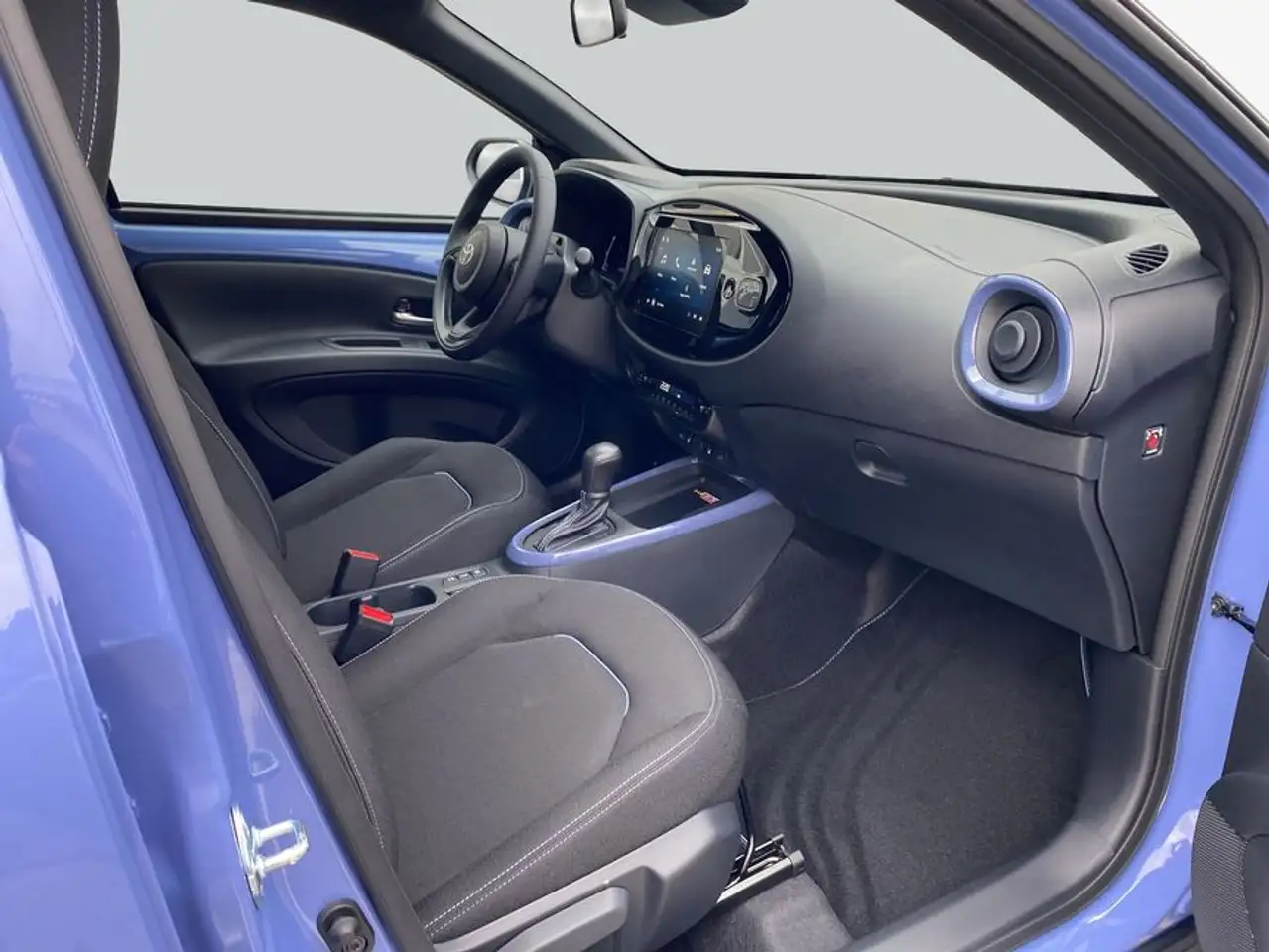 Toyota Aygo X X 1,5 Hybrid Teamplayer 68 kW, 5-türig 13