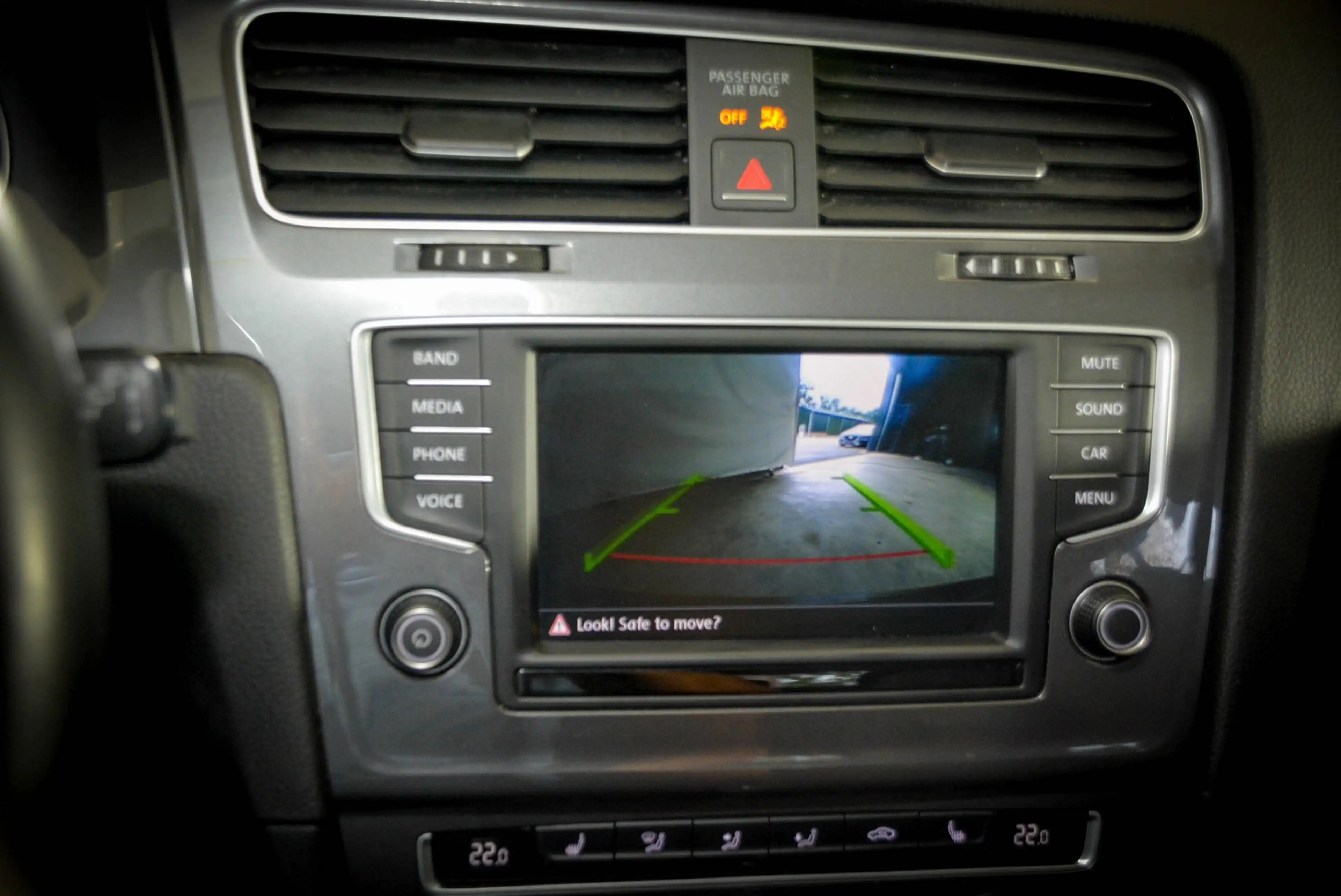 Volkswagen e-Golf E-Golf, achteruitrijcamera, airco — photo 23