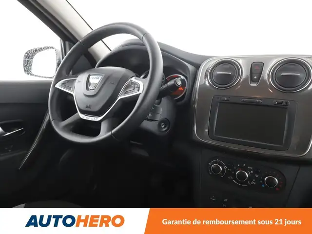 Dacia Sandero view 13