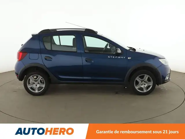 Dacia Sandero view 7