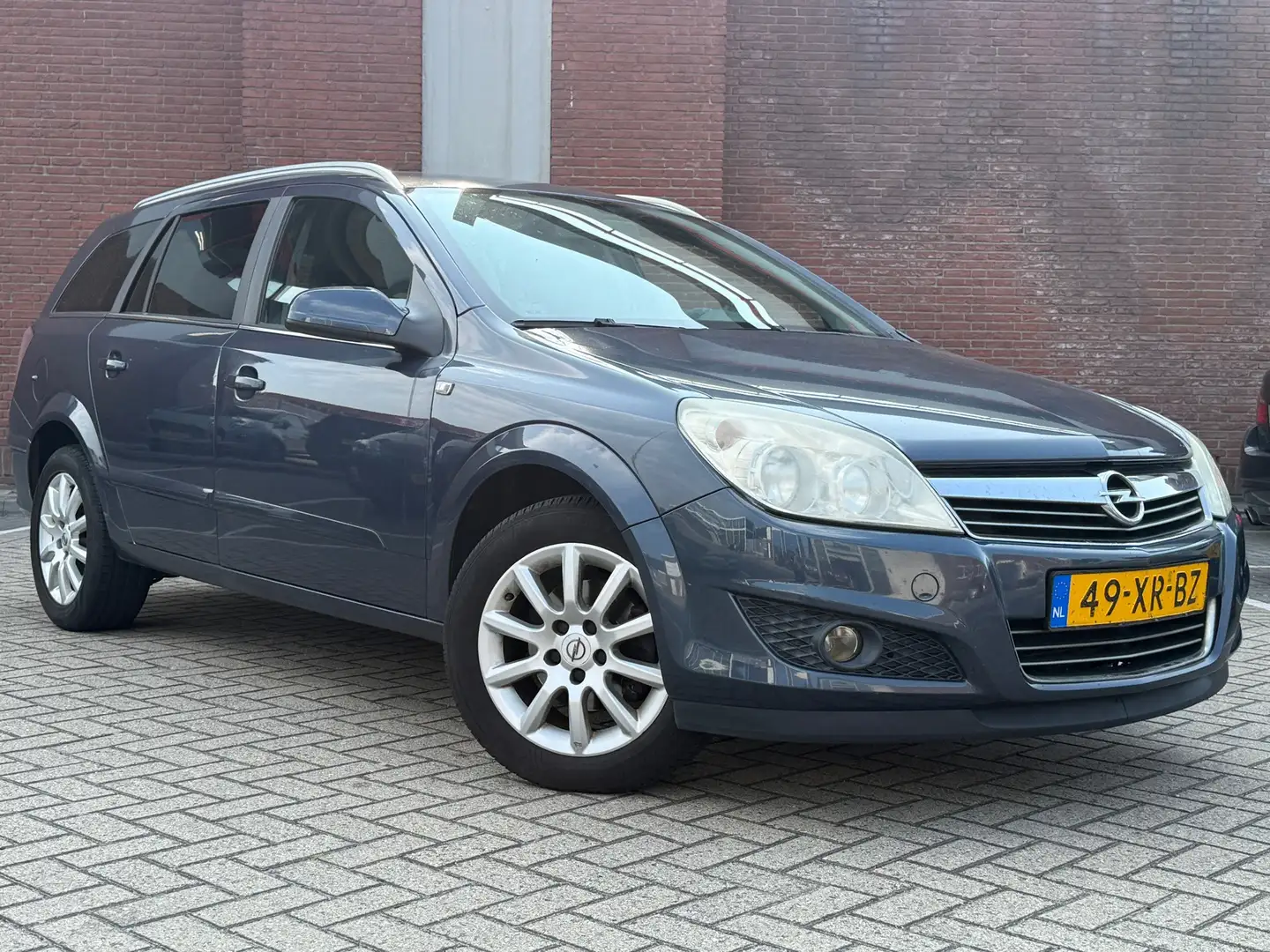 Opel Astra Wagon 1.6 Temptation|AIRCO|ELEKTR.RAMEN|INRUILKOOP Grijs - 1