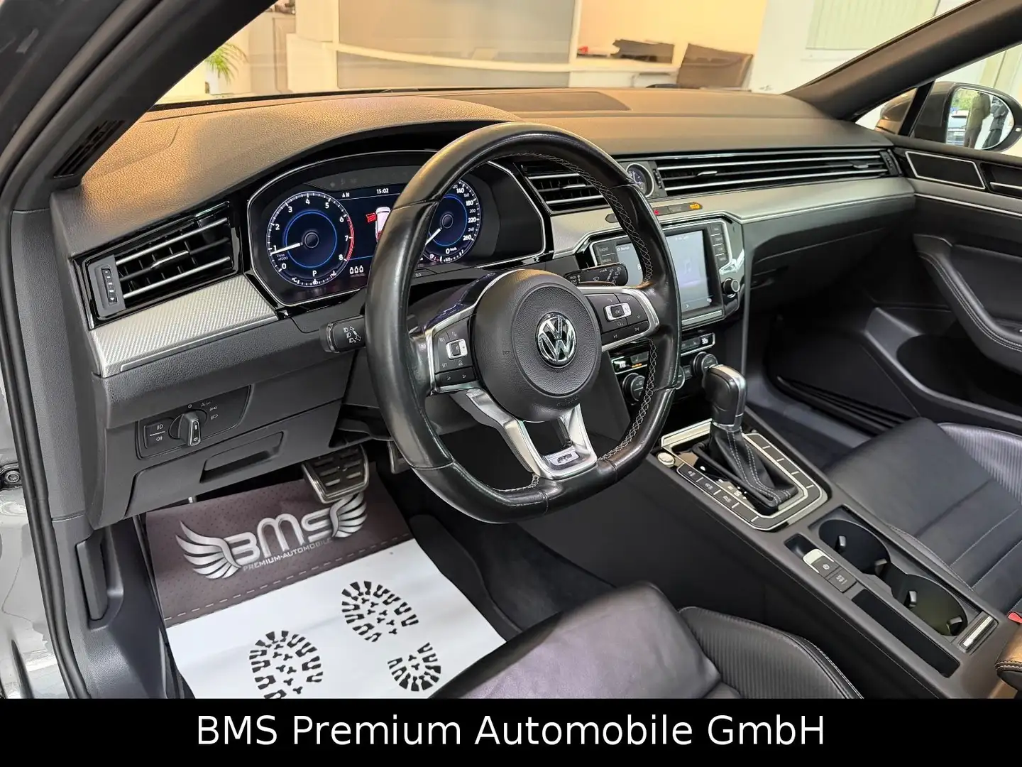 Volkswagen Passat Variant Highline R-Line. Garantie 01.2027 Šedá - 2