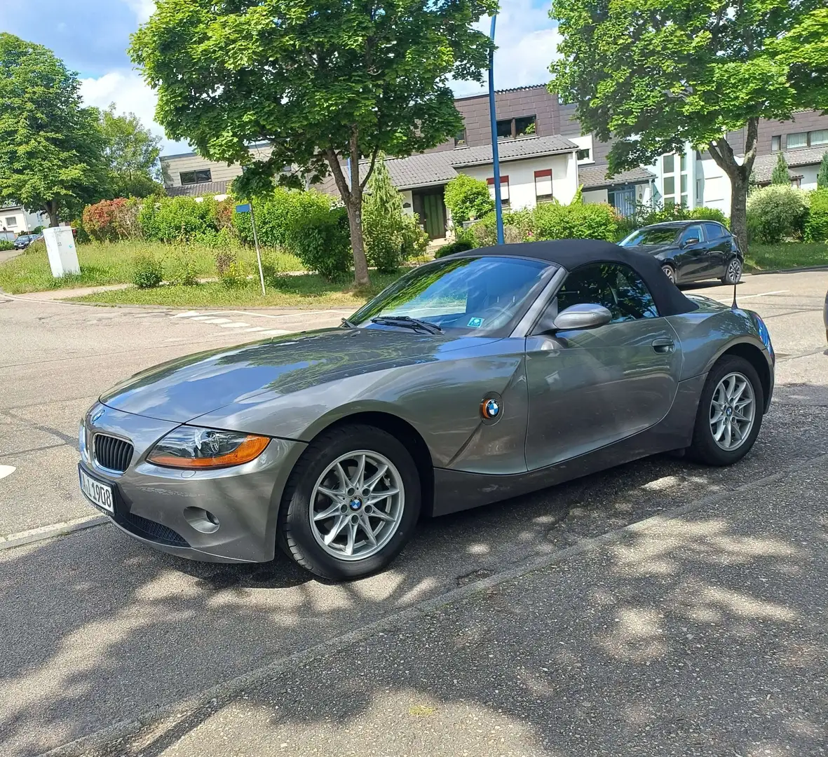 BMW Z4 roadster 2.2i Grau - 1