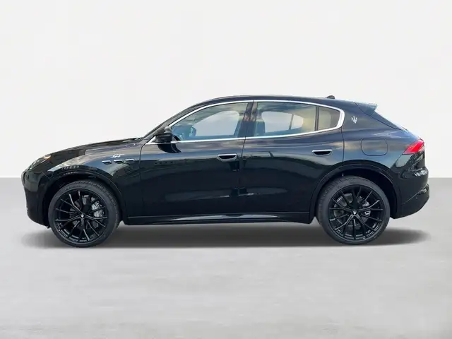 Maserati Grecale view 8