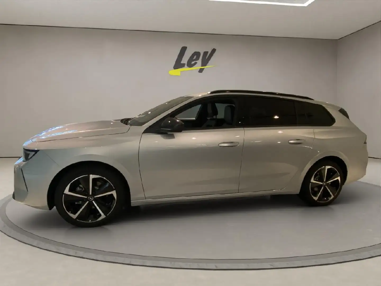 Opel Astra Edition Silber - 2