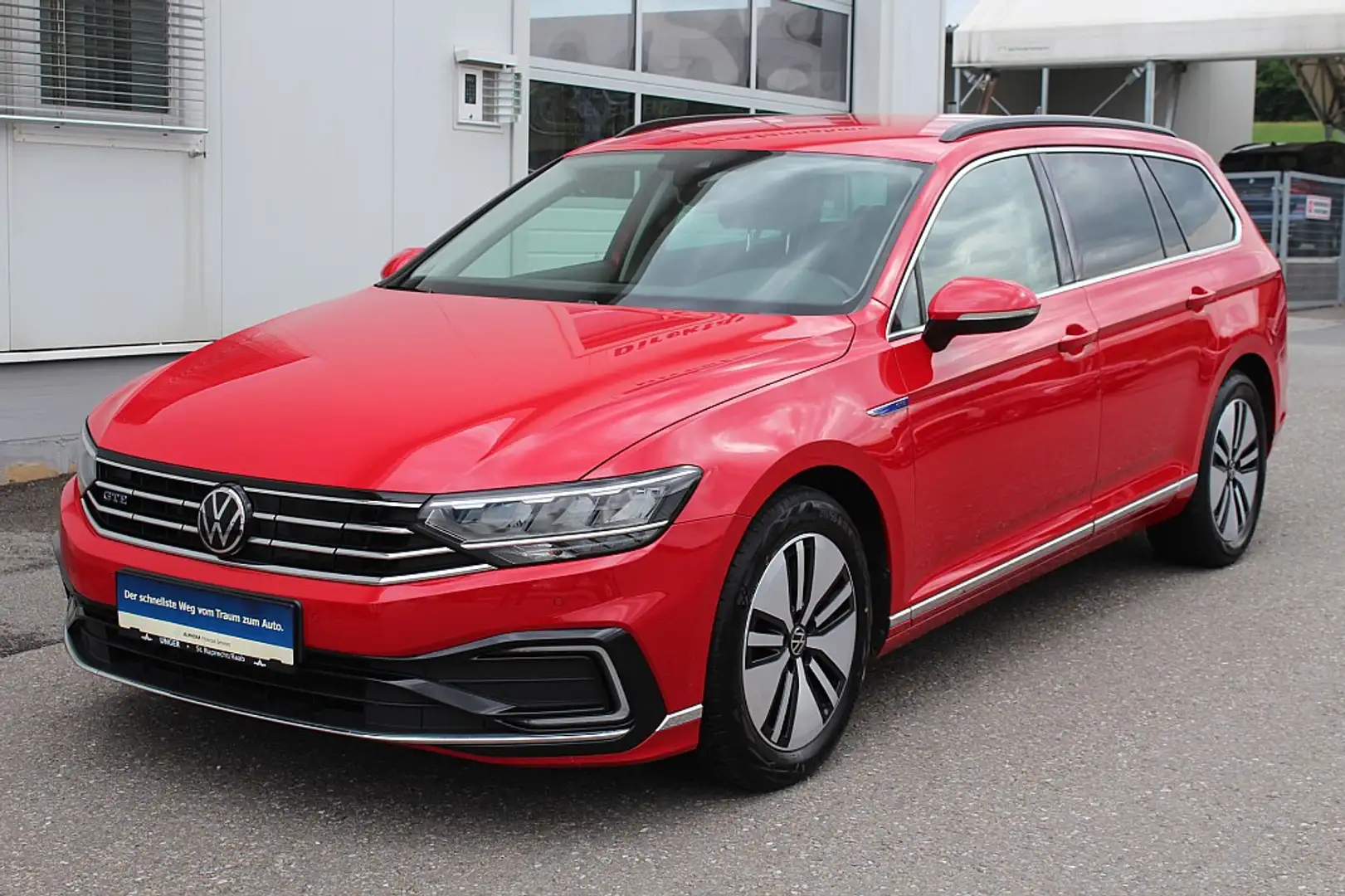 Volkswagen Passat Variant GTE 1,4 TSI e-Hybrid GTE DSG Rojo - 1