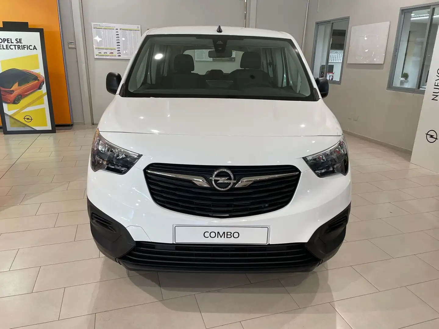 Opel Combo Life 1.5TD S/S Edition Plus L 100 Weiß - 2