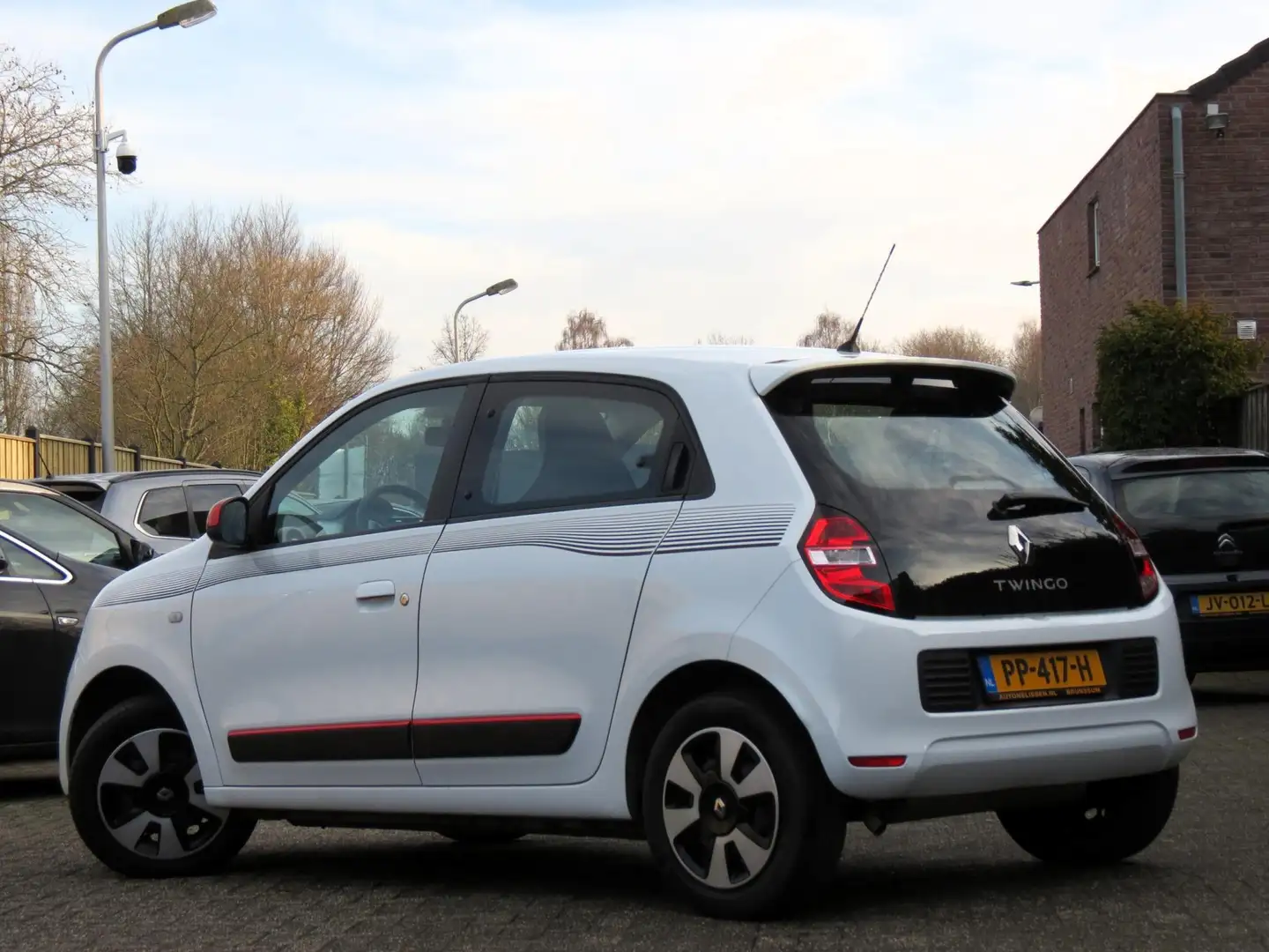 Renault Twingo 1.0 SCe Collection | AIRCO | DAB RADIO | DEALER ON Weiß - 2