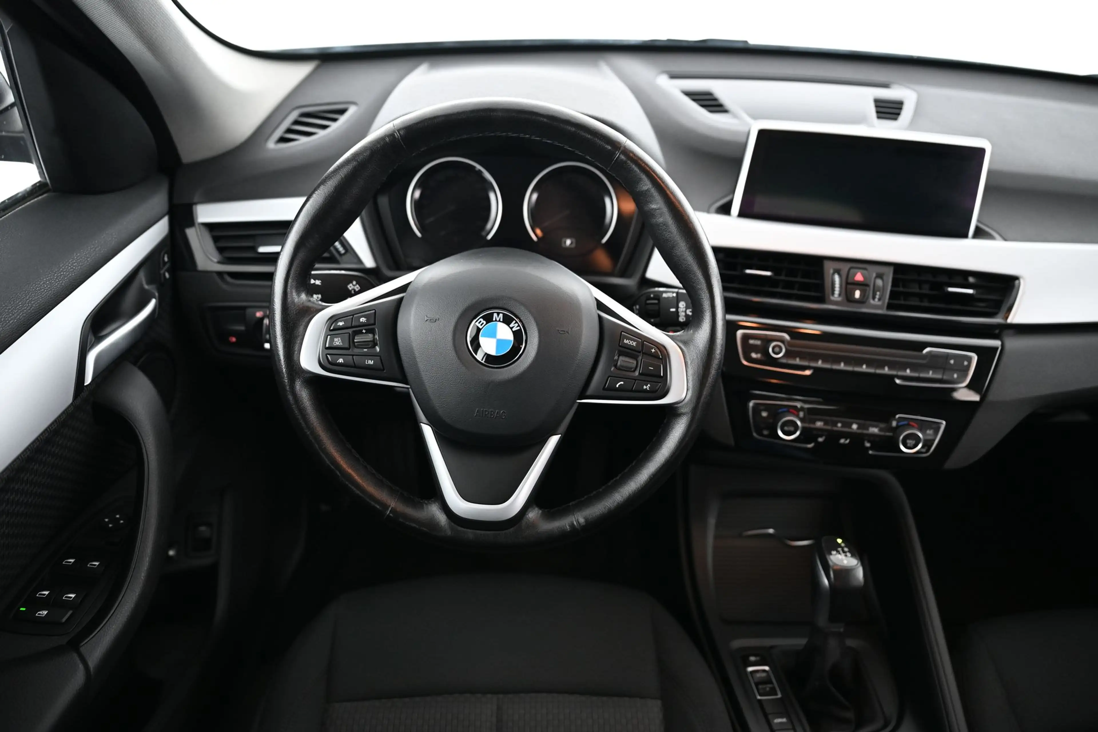 BMW X1 1.5 xDrive 25e Aut. Pickerl NEU — photo 20