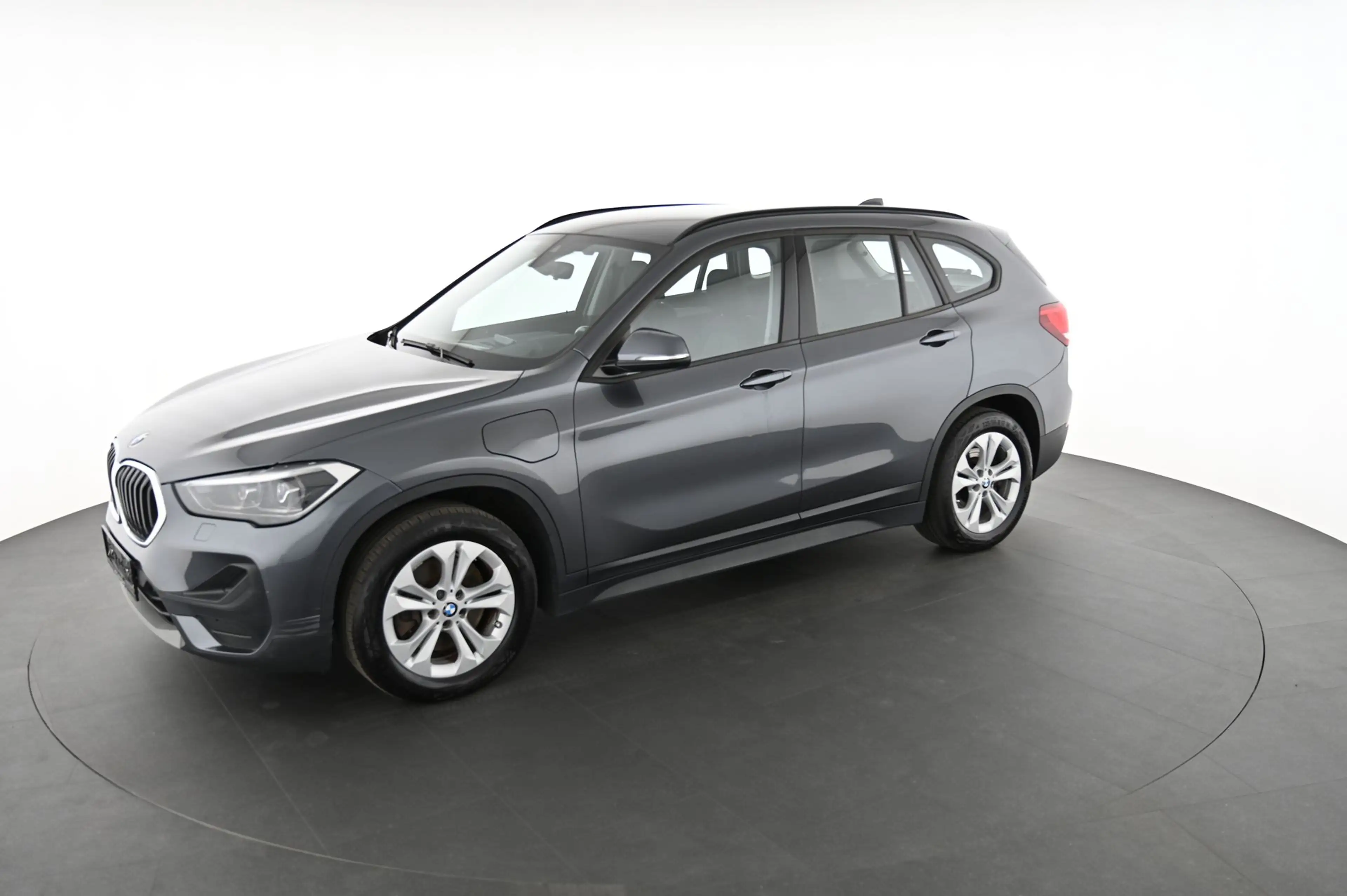 BMW X1 1.5 xDrive 25e Aut. Pickerl NEU — photo 3